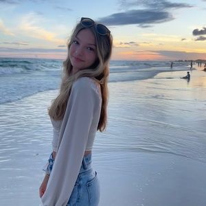 Meet your Posher, Sophia